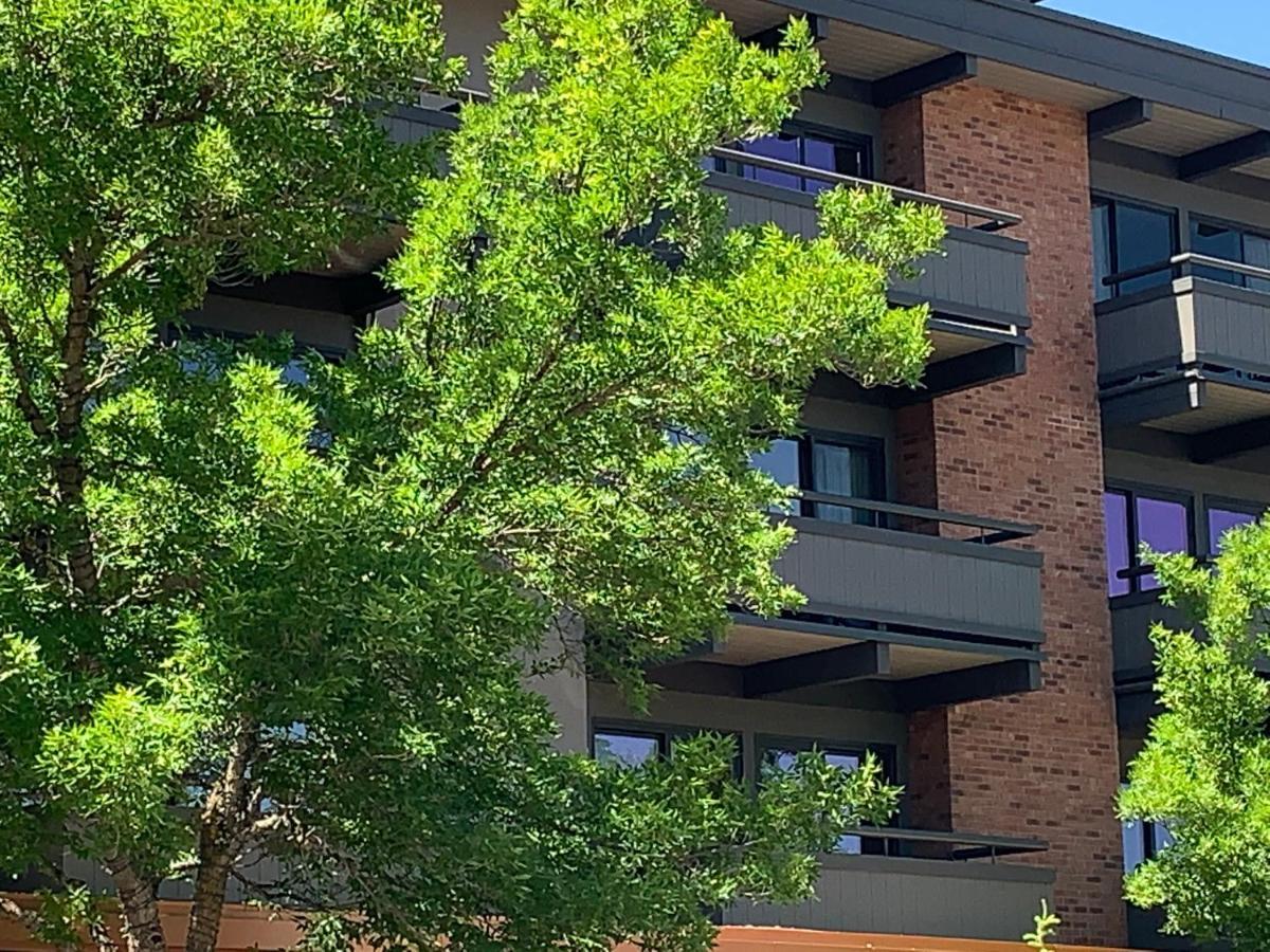 Aspen Square Condominium Hotel Eksteriør bilde