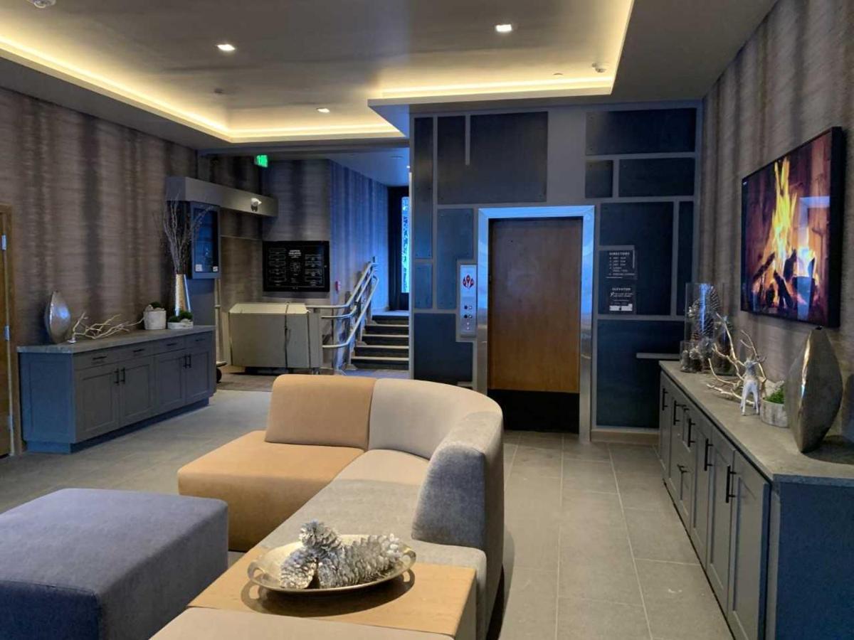 Aspen Square Condominium Hotel Eksteriør bilde