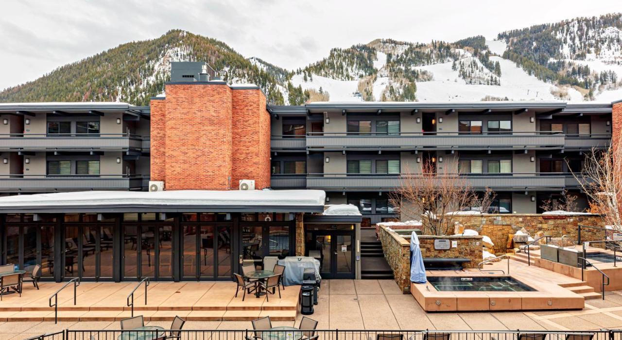 Aspen Square Condominium Hotel Eksteriør bilde