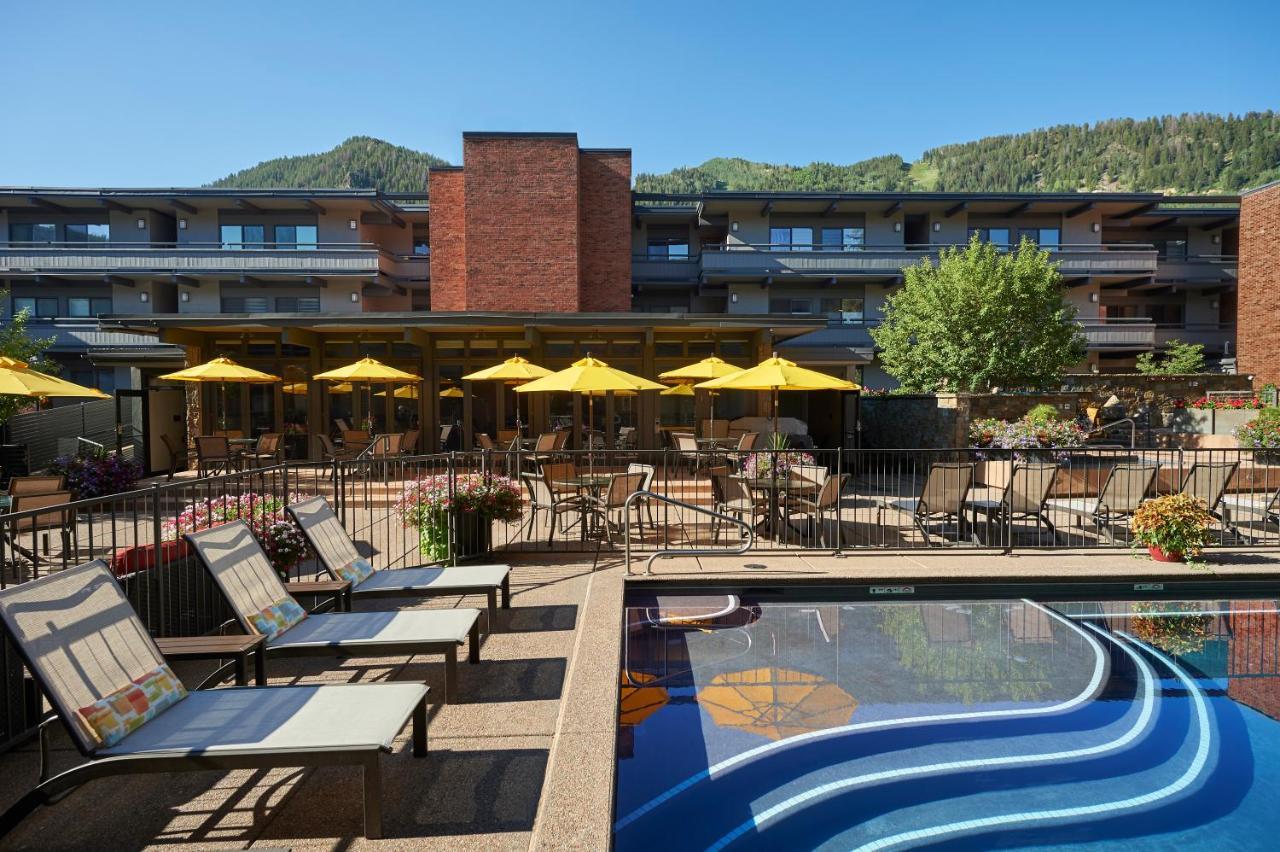 Aspen Square Condominium Hotel Eksteriør bilde