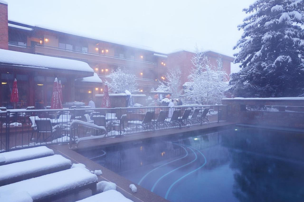 Aspen Square Condominium Hotel Eksteriør bilde
